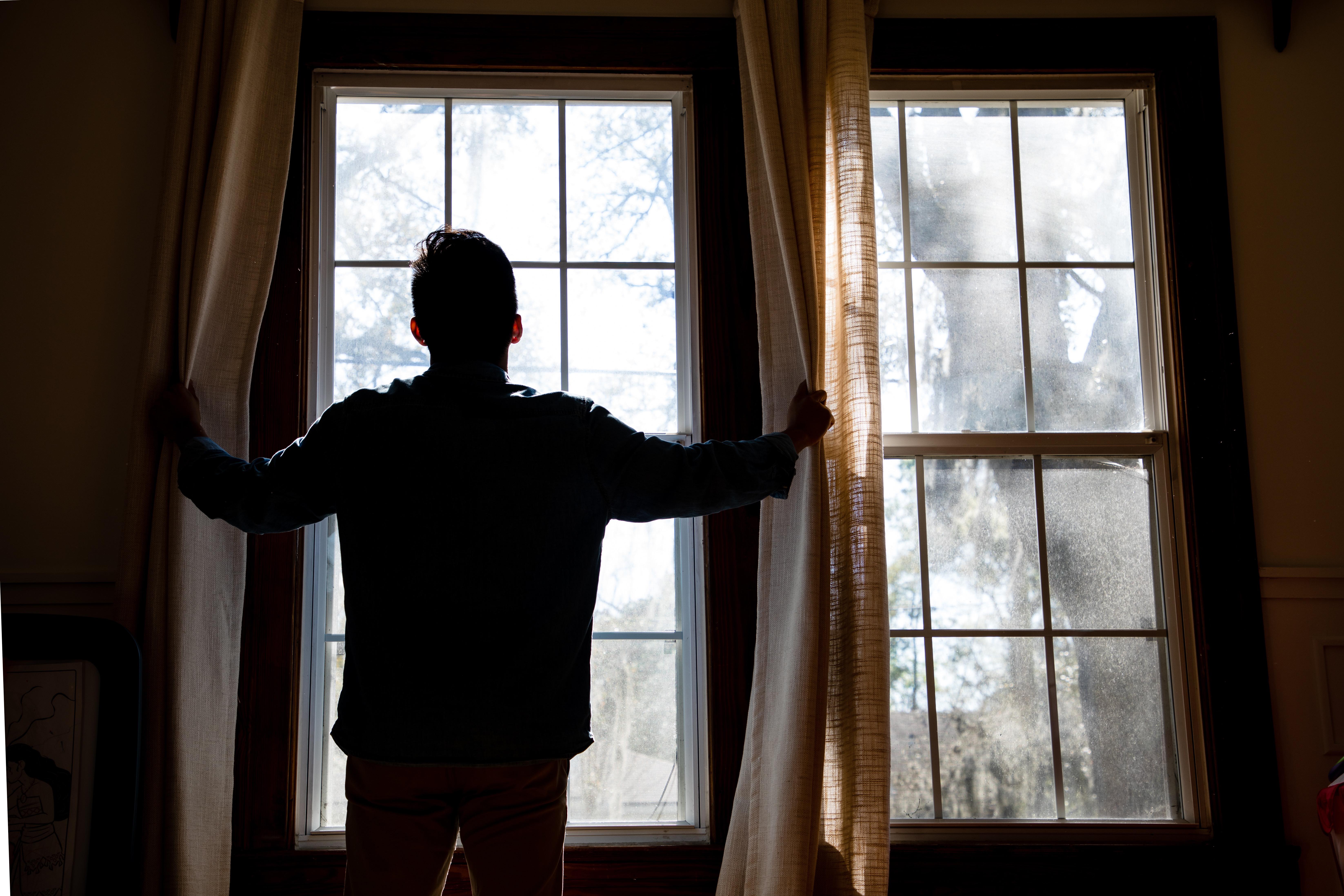 Moving Out of Your Parents – Bellhop Bellhop Blog