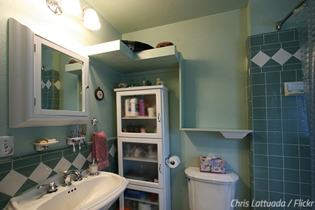 Packing bathroom items for moving