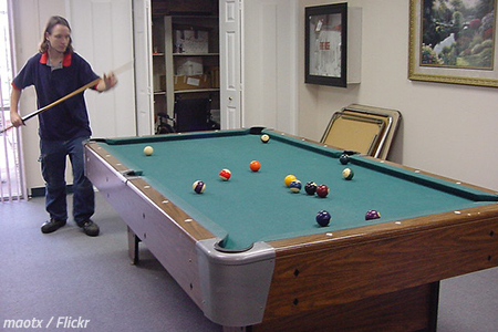 How expensive is it to move a pool table?