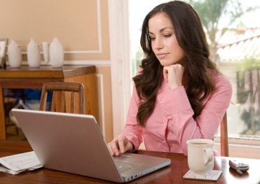 Checking moving companies Checking out moving companies