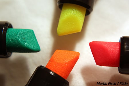 colored marker pens
