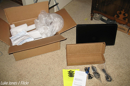 How to pack a desktop monitor for moving