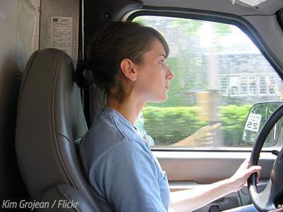 How to drive a moving truck cross country