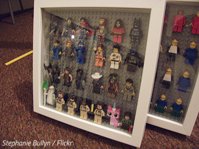 What items to pack first when moving? Non-essential items.