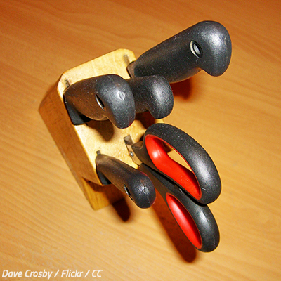 How to pack a knife block for moving