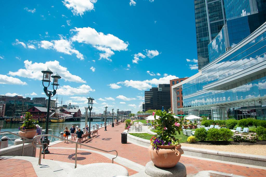 Is Moving to Massachusetts Right for You? (A 2022 Guide) Bellhop Blog