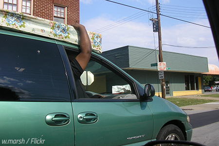 How to move a mattress with a car