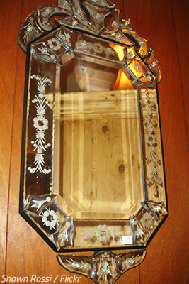 How to pack a large framed mirror for moving