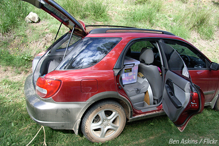 The best way to pack a car for moving