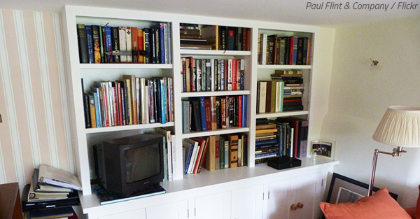How to Pack Books for Moving: 10 Steps to Pack by the Book