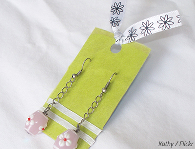 How to pack earrings for a move