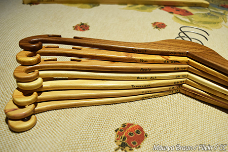 How to pack hangers for a move
