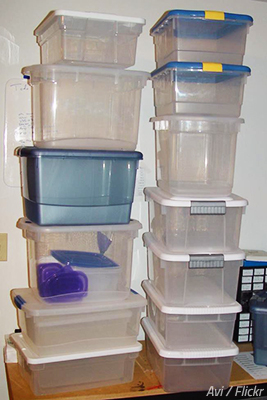 How to pack food for moving