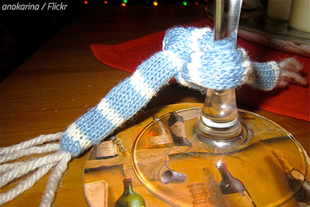 How to pack stemmed glassware