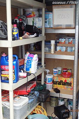 How to pack a garage for moving