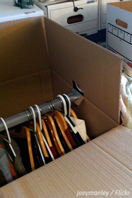 How to store clothes in a storage unit
